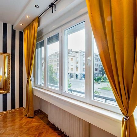 Apartment Korzo โนวีซาด ภายนอก รูปภาพ