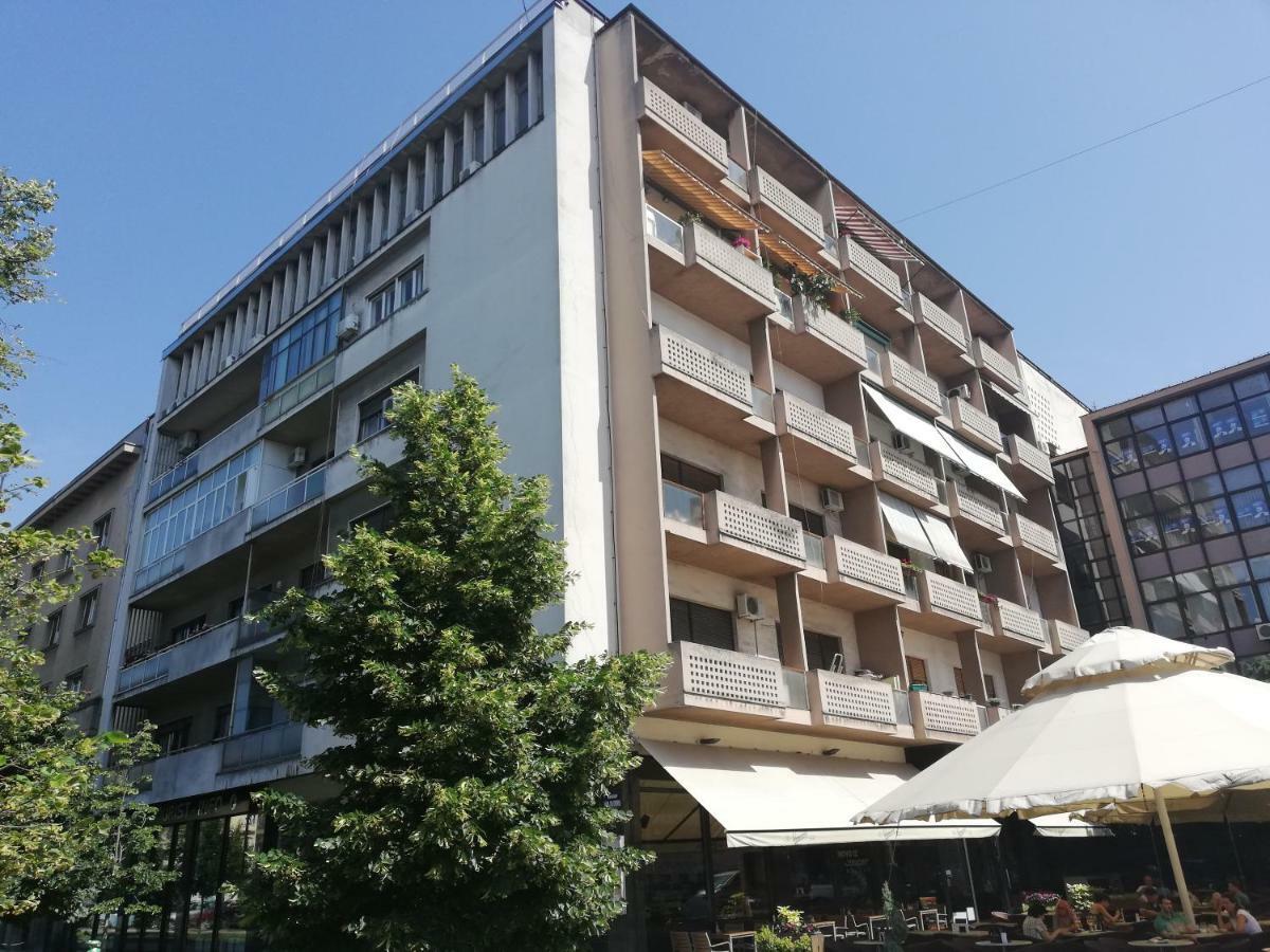 Apartment Korzo โนวีซาด ภายนอก รูปภาพ