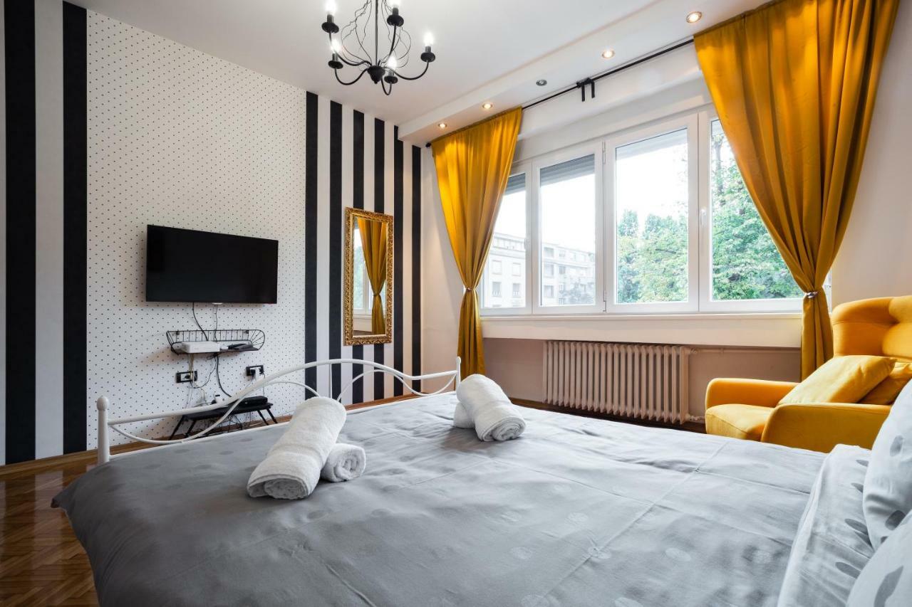 Apartment Korzo โนวีซาด ภายนอก รูปภาพ