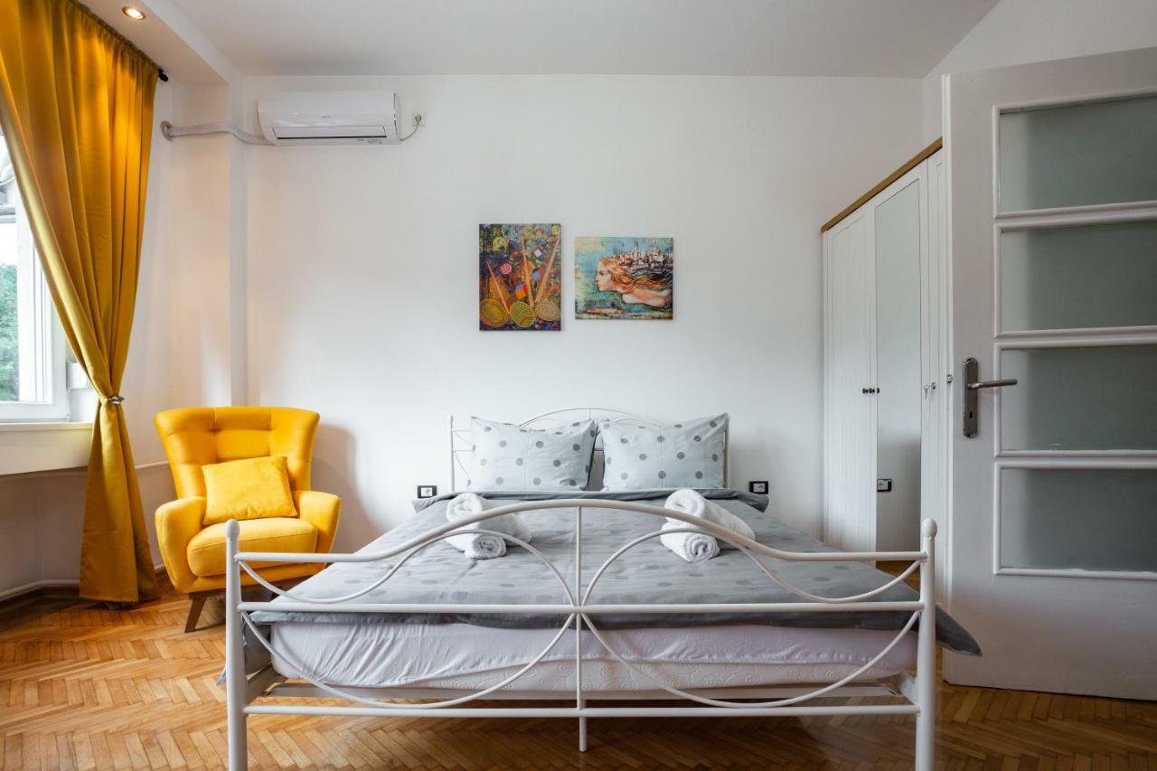 Apartment Korzo โนวีซาด ภายนอก รูปภาพ